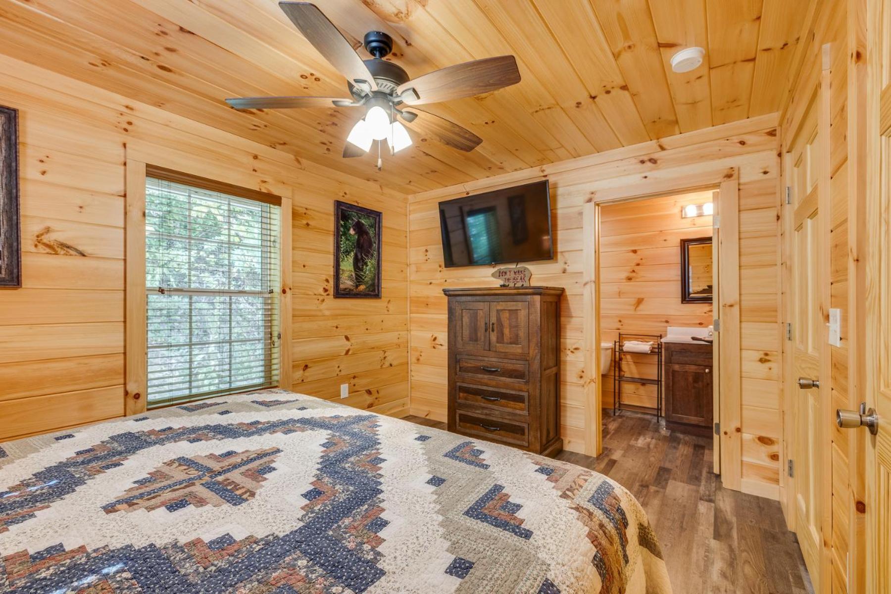 Bear Clubhouse Hot Tub, 1Mile From The Parkway, 900 In Free Tickets! Villa Pigeon Forge Kültér fotó