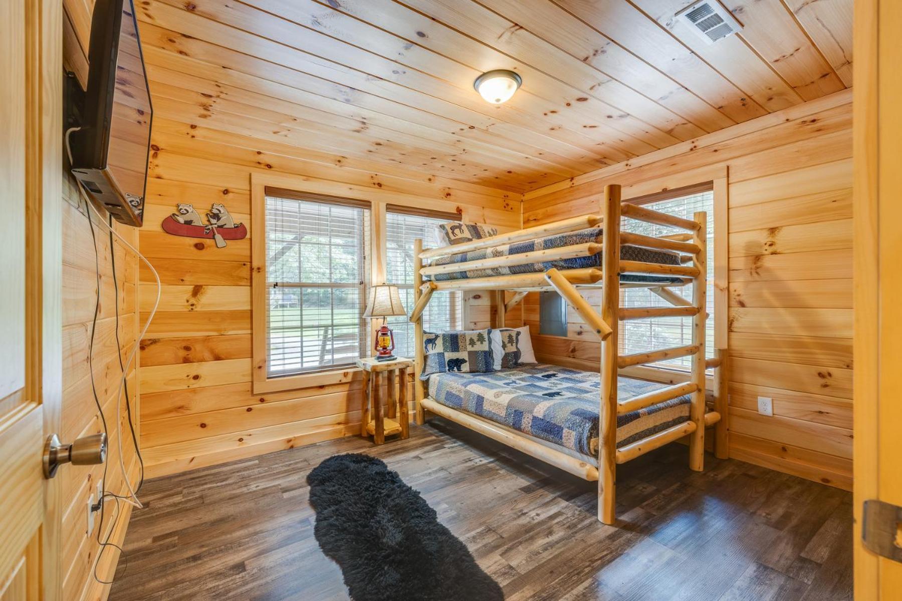 Bear Clubhouse Hot Tub, 1Mile From The Parkway, 900 In Free Tickets! Villa Pigeon Forge Kültér fotó