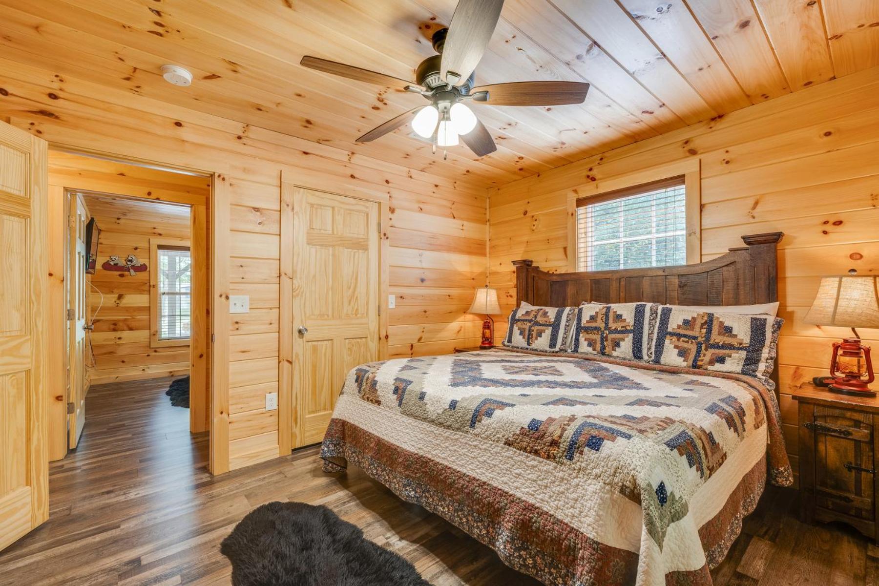 Bear Clubhouse Hot Tub, 1Mile From The Parkway, 900 In Free Tickets! Villa Pigeon Forge Kültér fotó